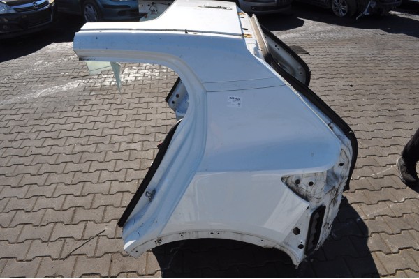 BELT REAR BATH MUDGUARD REAR LEFT RIGHT VOLVO XC40 WHOLE Part manufacturer Volvo OE