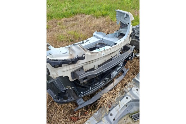 MERCEDES W205 SEDAN BELT REAR BATH WALLED BACK IDEAL SIMPLE DIESEL 2 2