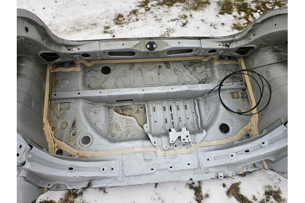 pas tylny Toyota Yaris GR Four wanna 3 drzwi sport 261KM Packaging status no packaging