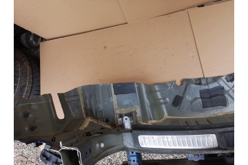 Toyota Avensis T27 Lift T29 15-18 Panel Trasero Completo Combi