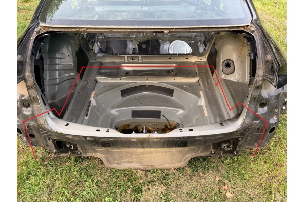 AUDI A4 B9 8W SEDAN TRUNK TUB BELTS REAR 2016 2020