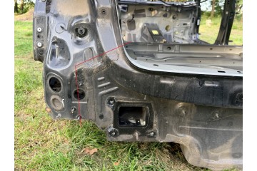 AUDI A4 B9 8W SEDAN TRUNK TUB BELTS REAR 2016 2020 Packaging status replacement