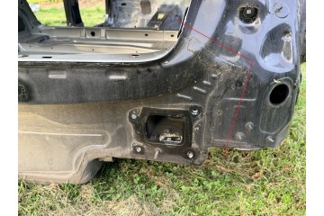 AUDI A4 B9 8W SEDAN TRUNK TUB BELTS REAR 2016 2020 Catalog number of the part AUDI A4 B9 31 8W SEDAN LY9B