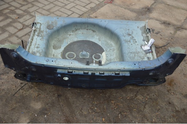 tylny pas z podoga bagaznika kia Stonic 2020 Catalog number of the part XXER34569