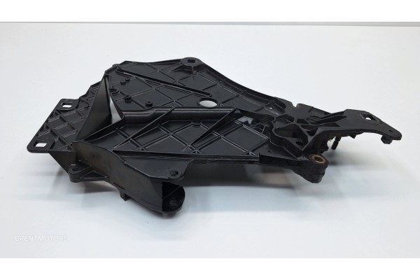 PORSCHE CARRERA 996 997 ROOF MOUNT CONVERTIBLE 99656144400 RIGHT Car type passenger cars