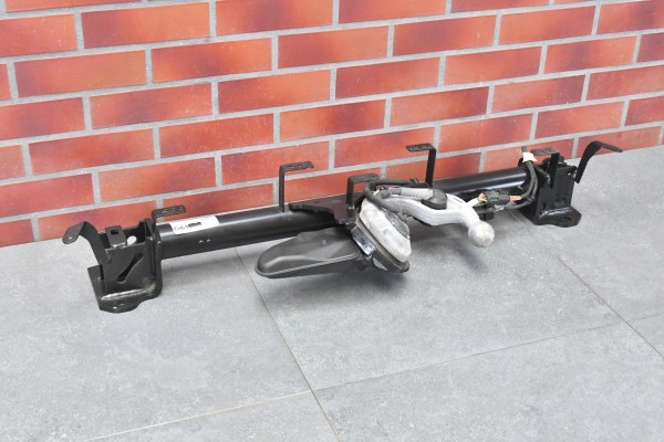 TOWING HOOK ELECTRIC BEAM INSTALLATION BMW 5 G61 M5 G99 18330km Catalog number of the original 5A92851