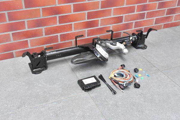 TOWING HOOK ELECTRIC BEAM INSTALLATION BMW 5 G61 M5 G99 5516km Catalog number of the part Artur_50 HAK G61 5516km HAK HOLOWNICZY
