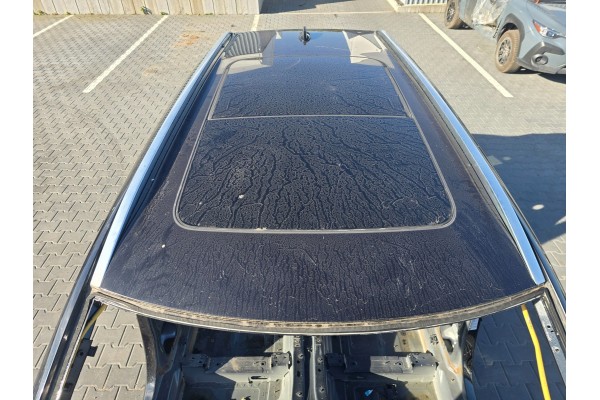 Volvo XC90 T6 19 24 Quarter Roof Sunroof Panorama 717 USA Packaging status replacement