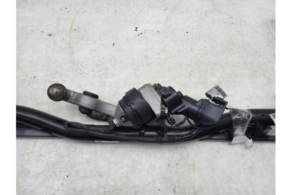 FORD TRANSIT CUSTOM MK2 PZ3J 19J203 AE TOWBAR Part manufacturer Ford OE