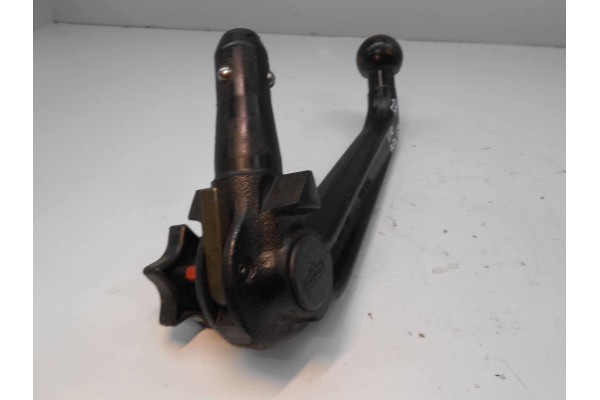VOLVO V70 BALL HOOK AND LOOP 306224 Part manufacturer Volvo OE