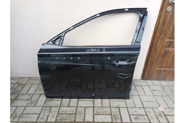 front left door SKODA OCTAVIA IV front left
