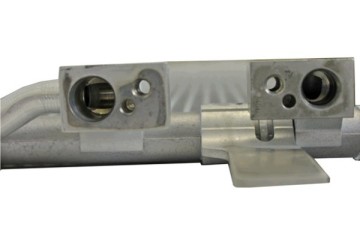 G0LM19_C Air conditioning condenser with dehumidifier belt Product weight with unit packaging 3 41 kg