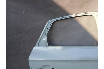 AUDI Q5 80F SPORTBACK DOOR RIGHT REAR ORYG Catalog number of the part DRZWI PRAWY TY AUDI Q5 SPORTBACK 80F