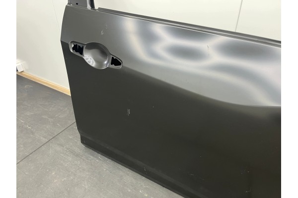 Puerta Delantera Derecha Nissan Micra K14 - Nueva Original OEM