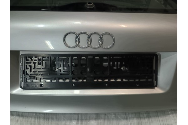 TAILGATE AUDI A3 S3 8P 3D LY7W SHUTTLECOCK ORIGINAL Part manufacturer Audi OE