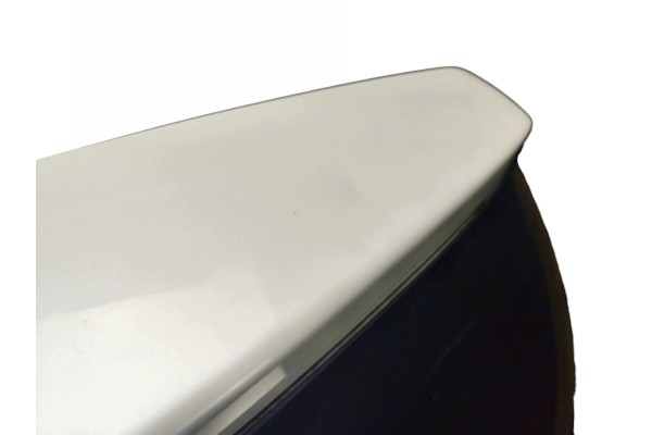 TAILGATE PEUGEOT 5008 AND LAK KWED 09 13 Color white