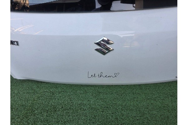 Suzuki Swift II mk7 2013r tailgate Part manufacturer Suzuki OE