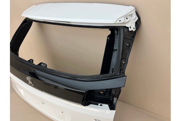 PEUGEOT 3008 II 2 2016 TAILGATE REAR 9811550177 Car type 4x4 SUV passenger cars