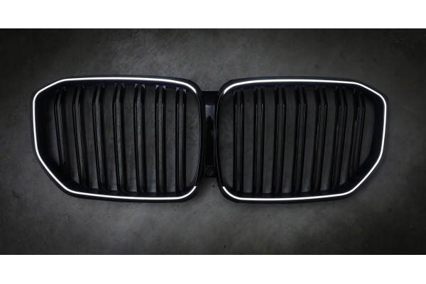 LED DUMMY GRILL KIDNEY BMW X5 G05 2019 BLACK GLOSS 2 RIBS ICONIC GLOW Part manufacturer TOPGER