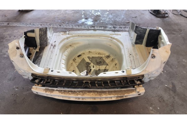 REAR BELT BATHTUB 2023 HATCHBACK SKODA OCTAVIA IV