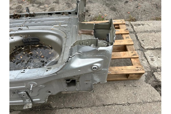 VW GOLF 8 VIII STATION WAGON 22R BELT REAR BATH FLOOR REAR TRUNK BEAM 5H98 Packaging status replacement