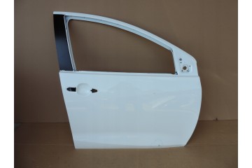 TOYOTA YARIS IV RIGHT FRONT DOOR