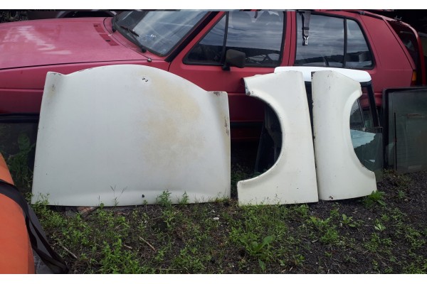 Trabant 601 1,1 Pilar del techo Polo