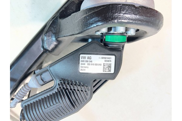 Enganche de remolque para VW Tiguan II (5NA) - OEM 5NA803881