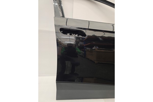 VW ID4 ID 4 DOOR RIGHT FRONT 11A831312 LY9T BLACK METALLIC Installation side front right