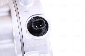 G0QQ2I_C Air conditioning compressor fits to TOYOTA Quality of parts according to GVO Q original with factory logo OEM OES