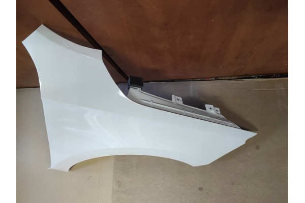 Guardabarros derecho Skoda Rapid 2012- SIN ORIFICIO PARA intermitente 