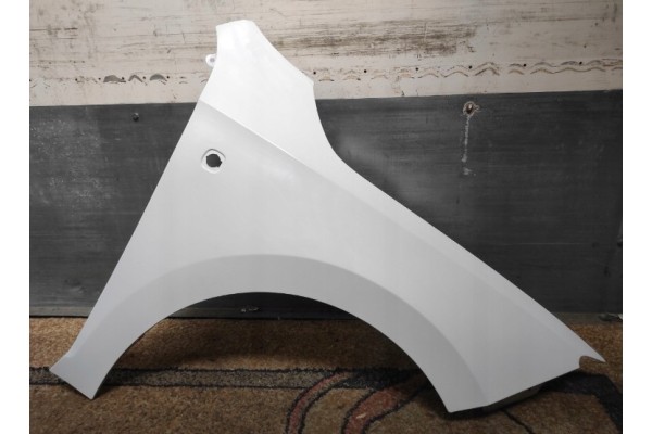 MUDGUARD RIGHT SKODA RAPID 2012 COLOUR LAMB WITH FLASHER HOLE LS9R