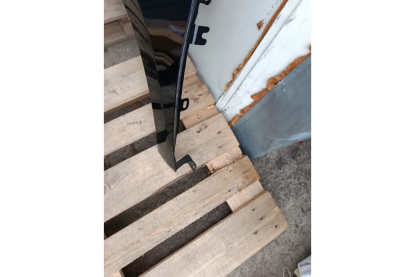 MUDGUARD LEFT RENAULT CLIO V 5 BEFORELIFT bja 08 19 06 23R LACQUER GNE Installation side front left
