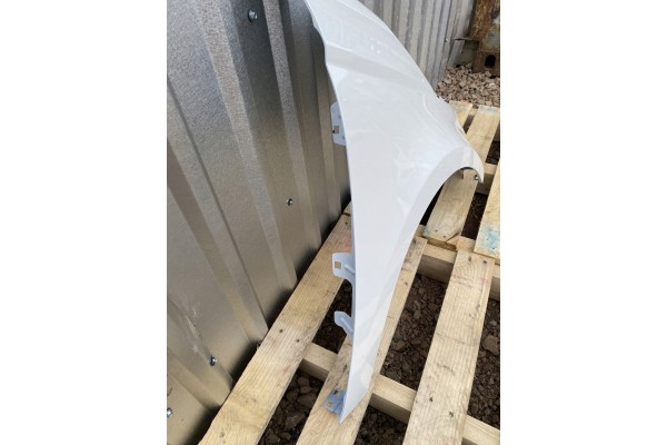 MUDGUARD RIGHT FRONT FIAT 500e 500 II 2 20R LACQUER 268A Installation side front right