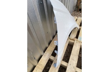 MUDGUARD RIGHT FRONT FIAT 500e 500 II 2 20R LACQUER 268A Installation side front right