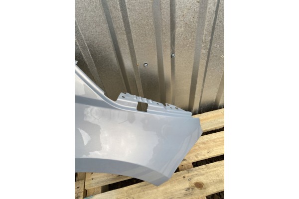 MUDGUARD RIGHT FRONT FIAT 500e 500 II 2 20R LACQUER 278B Catalog number of the part BOTNIK PRAWY PRZOD PRZEDNI FIAT 500e 500 II 