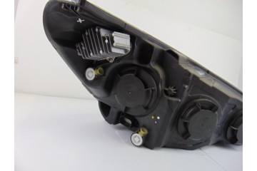 FARO IZQUIERDO FORD FOCUS BERLINA (CEW)