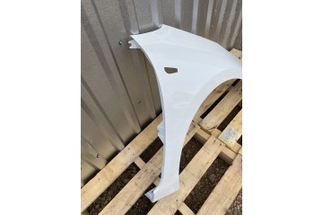 Mudguard RIGHT Kia CEE D CEED CEE D II 2 JD 6 12 12 18r HOLE FLASHES lacquer HW Car type passenger cars