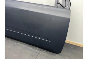 FIAT STILO 3D DOOR RIGHT NEW ORIGINAL Catalog number of substitutes 46752830 46752832