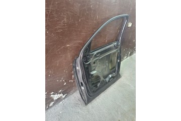 AUDI Q3 DOOR RIGHT FRONT 8U0831312B Car type passenger cars