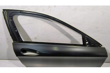 DOOR RIGHT FRONT MERCEDES GLA X156 Part manufacturer Mercedes Benz OE