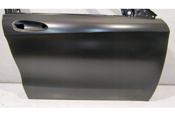 DOOR RIGHT FRONT MERCEDES GLA X156 Quality of parts according to GVO O original with manufacturer s logo OE