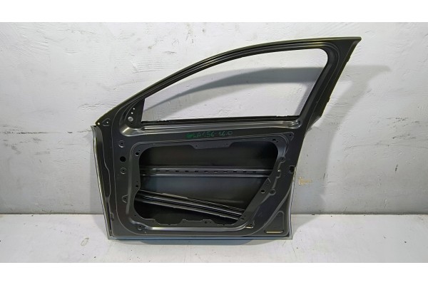 DOOR RIGHT FRONT MERCEDES GLA X156 Color to be painted