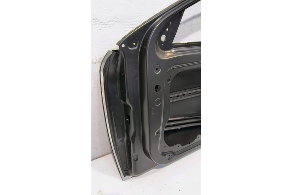 DOOR RIGHT FRONT MERCEDES GLA X156 Product weight with unit packaging 25 kg