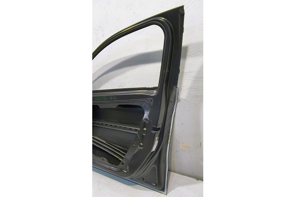 DOOR RIGHT FRONT MERCEDES GLA X156 Customs tariff code 87082990