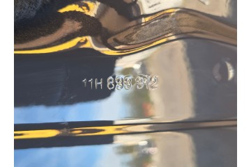 Puerta trasera derecha para Cupra Tavascan, código de pintura LI7F, nú