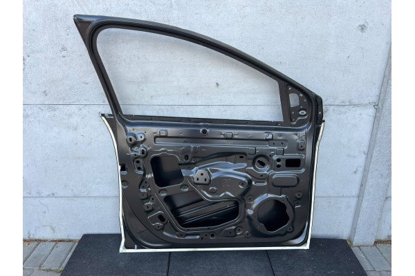 Puerta Delantera Izquierda para Dacia Sandero III Stepway - Pieza Nuev
