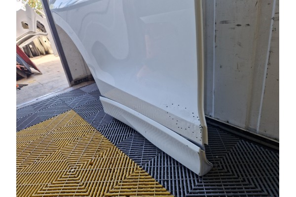 DOOR VOLKSWAGEN TIGUAN III 571 FROM 2024 YEAR REAR RIGHT Quality of parts according to GVO O original with manufacturer s logo O