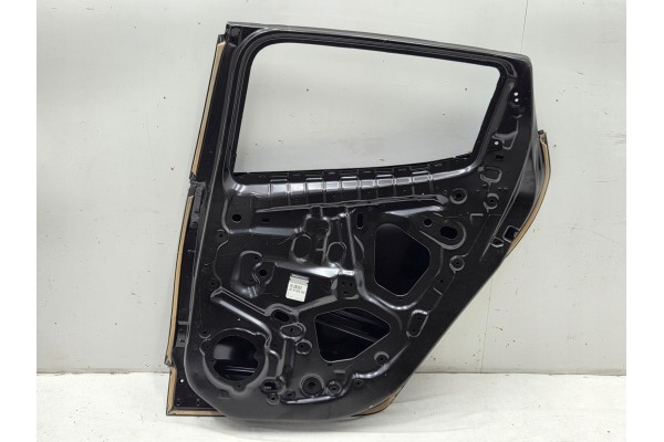 DOOR REAR RIGHT RENAULT CLIO IV 4 HB 821008626R Part manufacturer Renault OE
