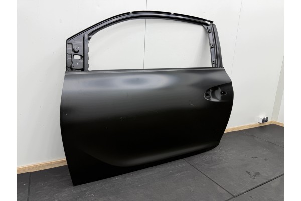 OPEL ADAM DOOR LEFT NEW ORIGINAL Part manufacturer Opel OE